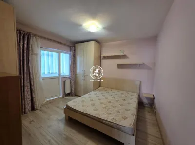 Apartament 2 camere de vanzare - 2 balcoane, etaj intermediar - CUG - foto 2