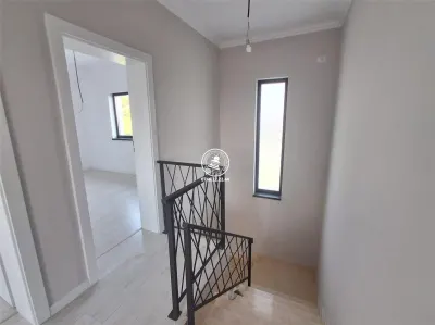 Vila duplex de vanzare in Rediu - foto 8