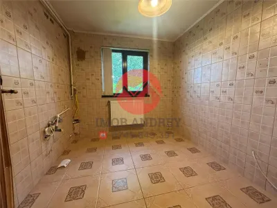 Apartament 3 camere decomandat, 63 mp, centrala gaz, Vest - foto 3