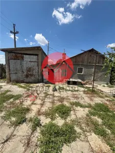 Casa si teren 5.000 mp, aproape de oras, 38.000 € - foto 4