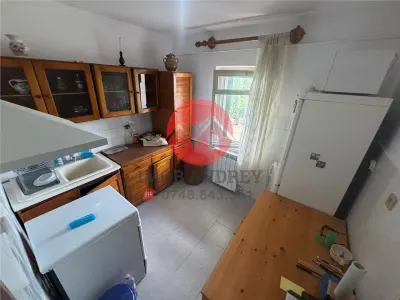 Apartament 2 camere decomandat, 50 mp, Vest - foto 5
