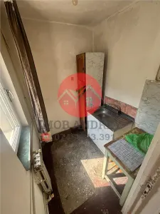 Apartament 2 camere de vanzare, 40 mp, etaj 2 - foto 4