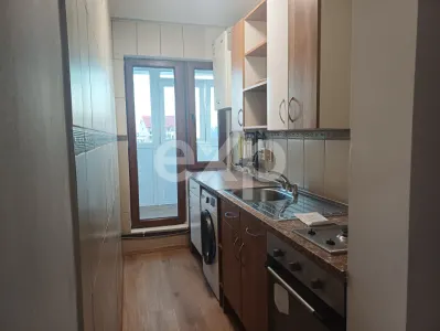 Apartament 3 camere – Banat, Pitești | Renovat - foto 1
