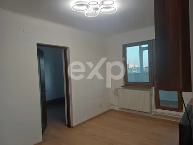 Apartament 3 camere – Banat, Pitești | Renovat - foto 6