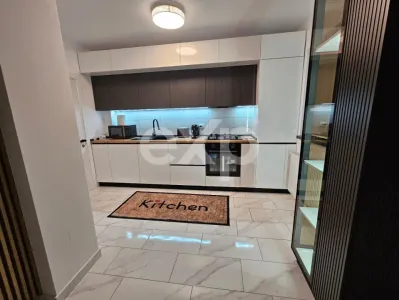 Inchiere apartament 3 camere Central, bloc nou - foto 2