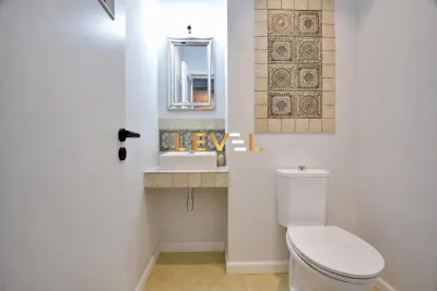 [VIDEO] 3 Bedroom Duplex with Park Views | Pet Friendly | Parking + Storage - foto 14