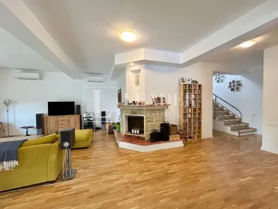 Elegant Villa for Rent – Iancu Nicolae | Private Pool | Premium Residential Compound - foto 11