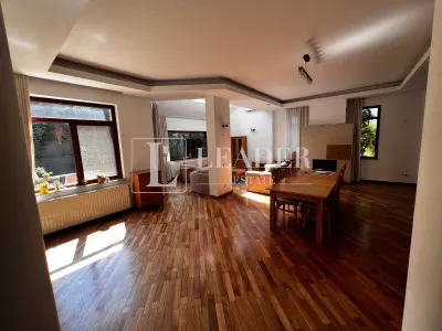 Elegant Detached Villa | 370 sqm | Private Plot | Iancu Nicolae - foto 2