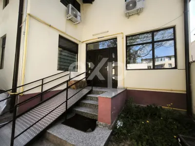 ULTRACENTRAL | Casa individuala | 6 camere | 500 mp teren - Pitesti