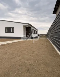 Casă NOUĂ – Finisaje Premium | 8 km de Târgoviște | Teren 850 mp - foto 2