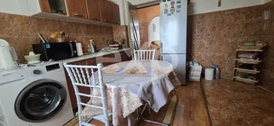 Apartament 3 camere Micro 11 Târgoviște | Etaj 4 | 69 mp | Nemobilat | 84.499€ - foto 3
