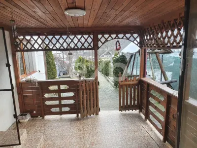 Casă la Padure cu 6 camere de vânzare – Curtea de Argeș, zona Bușaga - foto 2