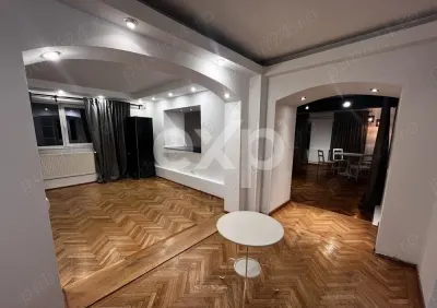 De inchiriat apartament in vila, Strada Trivale - foto 2