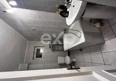 De inchiriat apartament in vila, Strada Trivale - foto 5