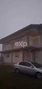Duplex complet pentru 2 familii – 326 mpși 2.000 mp teren, lângă Pitesti - foto 9