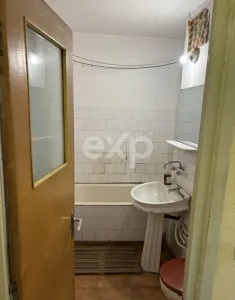 Vand Apartament Eremia Grigorescu Etaj 1 - foto 3