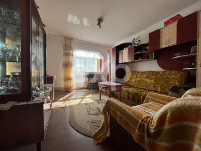 Vanzare 2 camere central etaj 3 mobilat+utilat Gaesti - foto 5