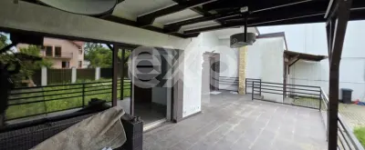 Casa Premium zonă centrală Targoviste P+1 - 4 dormitoare + living, teren 500 mp - foto 16