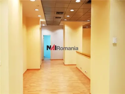 Spatiu comercial | pozitie ultracentrala | Universitate - foto 3