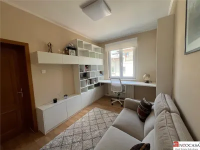 PTA DOMENII, S+P+1+M, 6 CAMERE, RENOVATA, CURTE! - foto 18