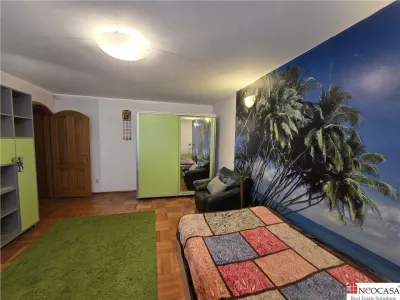 Vila versatila 7 camere + Garaj, Pivnita si Centrala Proprie, zona 1 Mai - Ion Mihalache | Ideala locuinta sau clinica - foto 13