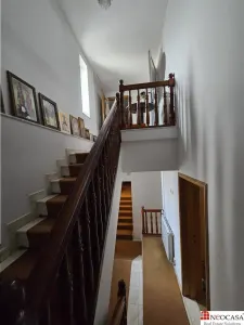Vila versatila 7 camere + Garaj, Pivnita si Centrala Proprie, zona 1 Mai - Ion Mihalache | Ideala locuinta sau clinica - foto 14