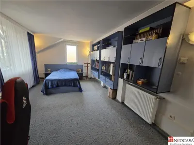 Vila versatila 7 camere + Garaj, Pivnita si Centrala Proprie, zona 1 Mai - Ion Mihalache | Ideala locuinta sau clinica - foto 18