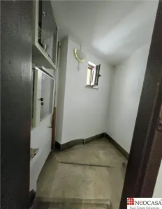 Eleganta interbelica : Apartament cu 6 camere si terasa, ideal pentru birouri sau rezidenta exclusivista - foto 17