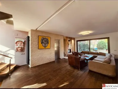 JOLIE VILLE MALL, VILA 6 CAMERE, CURTE 250 MP! - foto 13