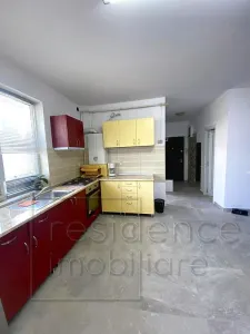 15 August! Apartament 3 camere, Dambul Rotund, strada Lombului+Garaj - foto 12