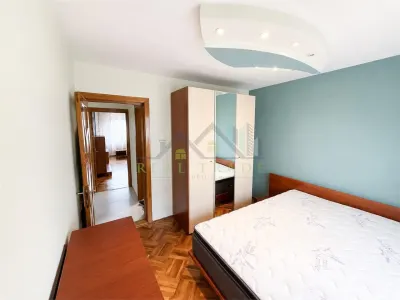 Apartament 2 camere decomandat etajul 2 zona Grivitei- Mihai Viteazul - foto 3