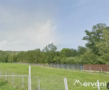 650 mp de liniste, natura si aer curat in Brebu, Prahova - foto 1