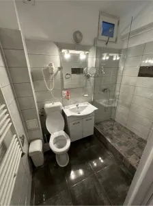 Apartament 2 camere, 55mp -  bloc nou - Tătărași - foto 3
