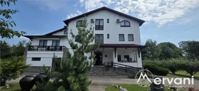 Pensiune de vanzare in Cornu - foto 1