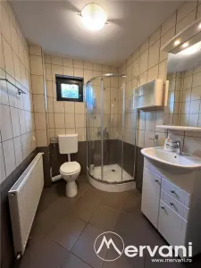 Vila cu 6 camere de vanzare in Brebu - foto 14