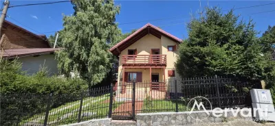 Vila cu 4 camere de vanzare in Busteni - Busteni