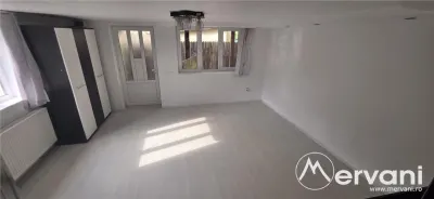 Casa cu 3 camere de vanzare in Campina - foto 4