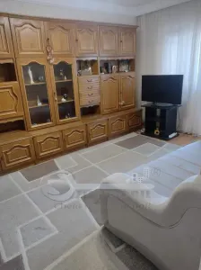 Aparatament 2 camere decomandat | 54 mp | Podu ROȘ | 400€ - foto 2