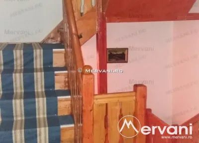 Casa de vanzare in Predeal (zona Semicentrala) - foto 1