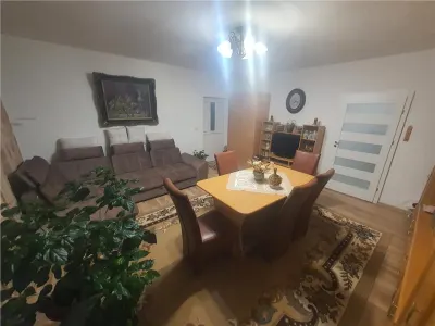 Casă Elegantă și Funcțională în Sibiu, Zona Lazaret - foto 13