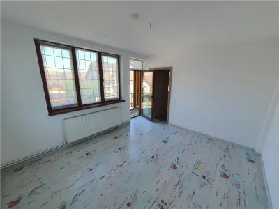 Vilă spațioasă D+P+M zona Terezian,  optima gradinita / sediu firma - foto 15