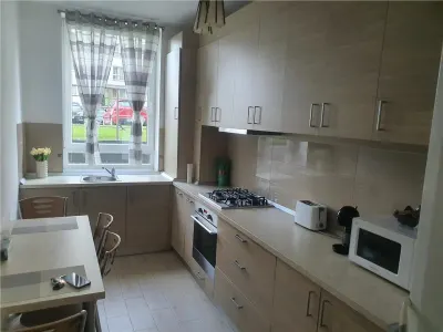 Apartament mobilat ,,la cheie cu boxă inclusă -Avantgarden, Sibiu - foto 9