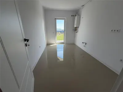 Apartament la cheie 2 camere et.III,zona Doamna Stanca -Dedeman - foto 4