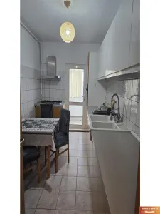 Faleza Nord- Azilul de Batrani , str.Unirii, apartament 3 camere mobilat si utilat, etaj 2  - foto 7