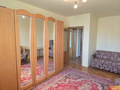 KM 5 _ Str. Salciilor  , Vila S+P+2E+M cu 10 camere,foisor si teren 453 mp - foto 16