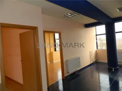 Spatiu birouri 50  mp , cladire noua, Simiion Barnutiu - foto 7