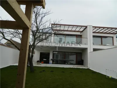 Vand duplex de lux, finisaje deosebite - foto 2