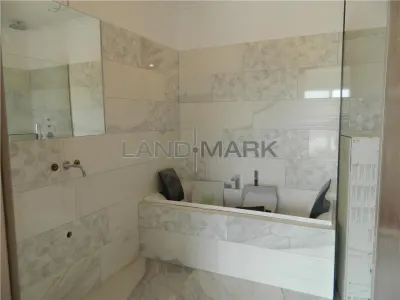 Vand duplex de lux, finisaje deosebite - foto 13