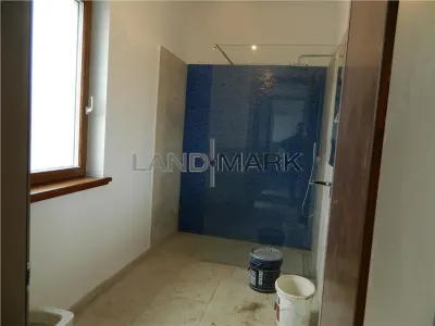 Vand duplex de lux, finisaje deosebite - foto 3
