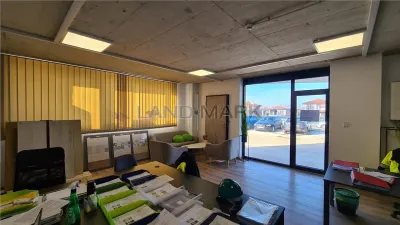 Spatiu Comercial 284mp, bloc nou, Torontalului, COMISION 0 !! - foto 5